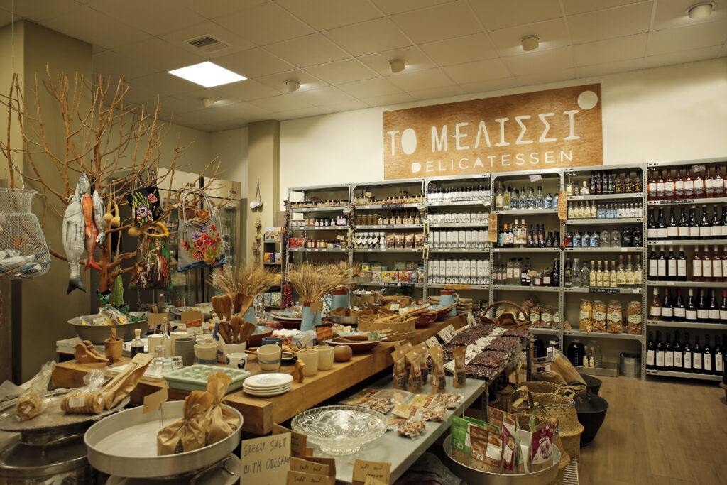 Η δημοσιογράφος που άφησε την Αθήνα για να γίνει μελισσοκόμος