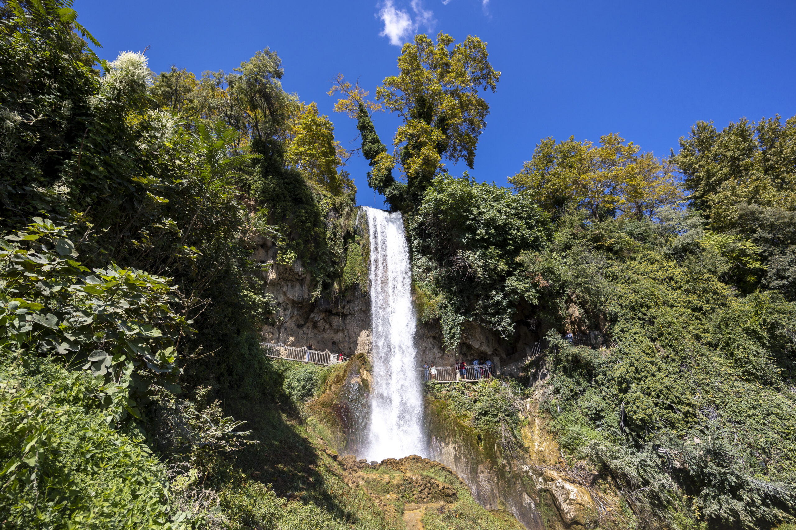 Έδεσσα Ταξίδι στην «υδάτινη» πόλη της Βόρειας Ελλάδας travel.gr