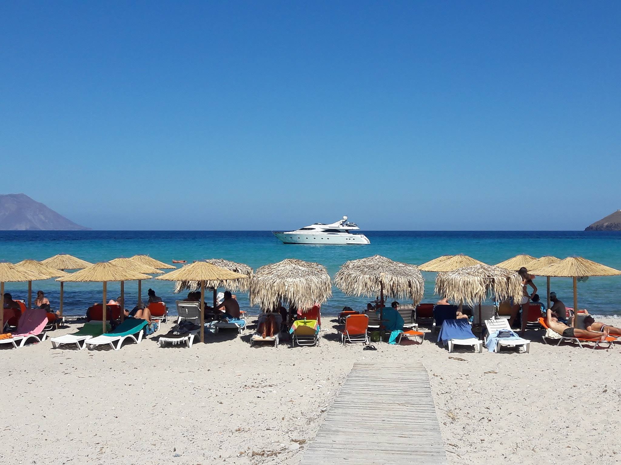 Plathiena Foodies Beach Bar