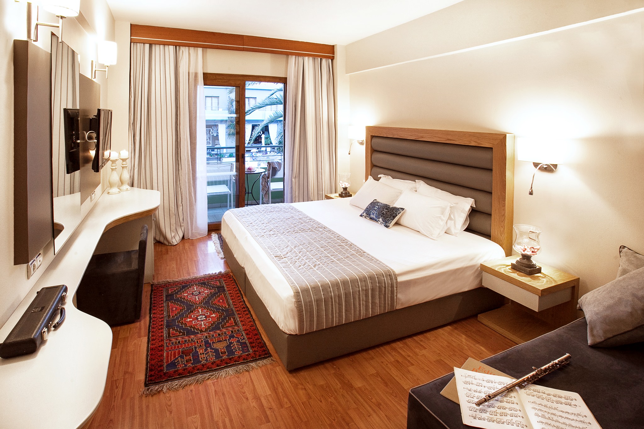 La Piscine Art Hotel