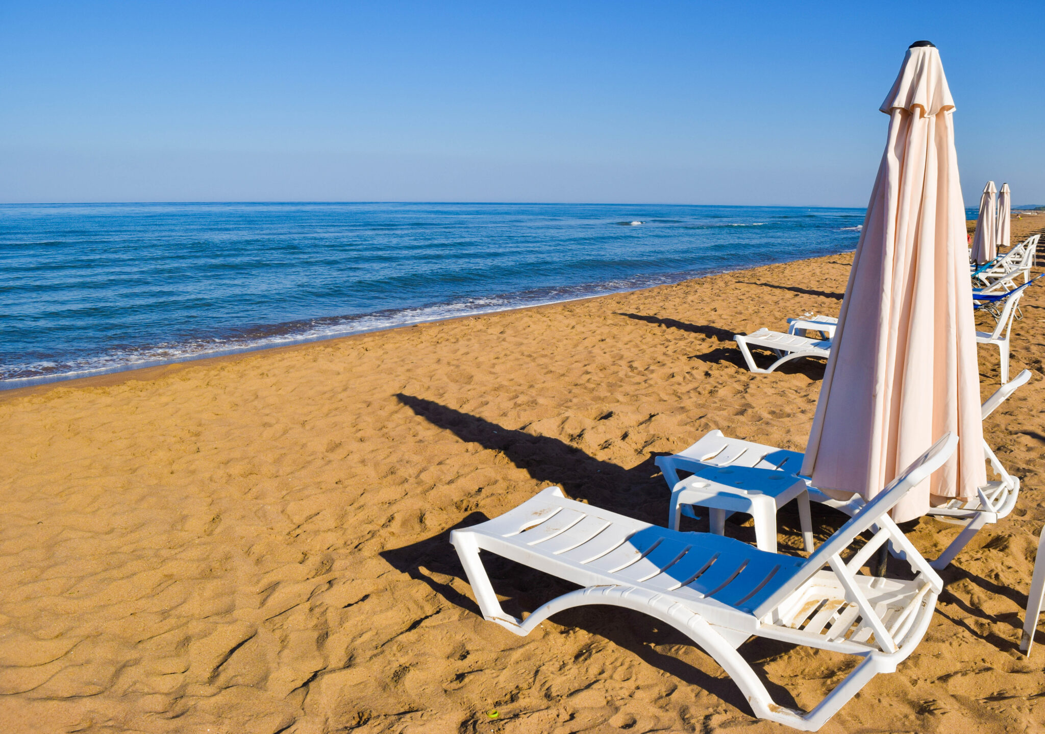 Οι καλύτερες παραλίες της Ηλείας – Αμμώδεις, με κρυστάλλινα νερά