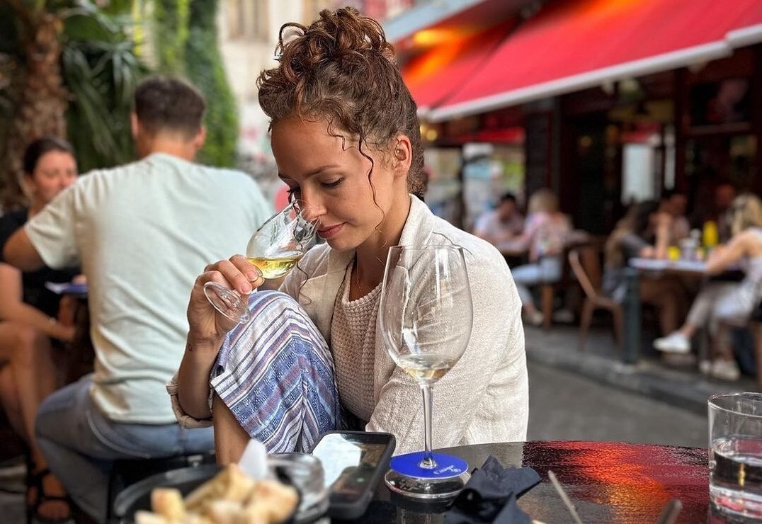 Cinque wine bar and deli