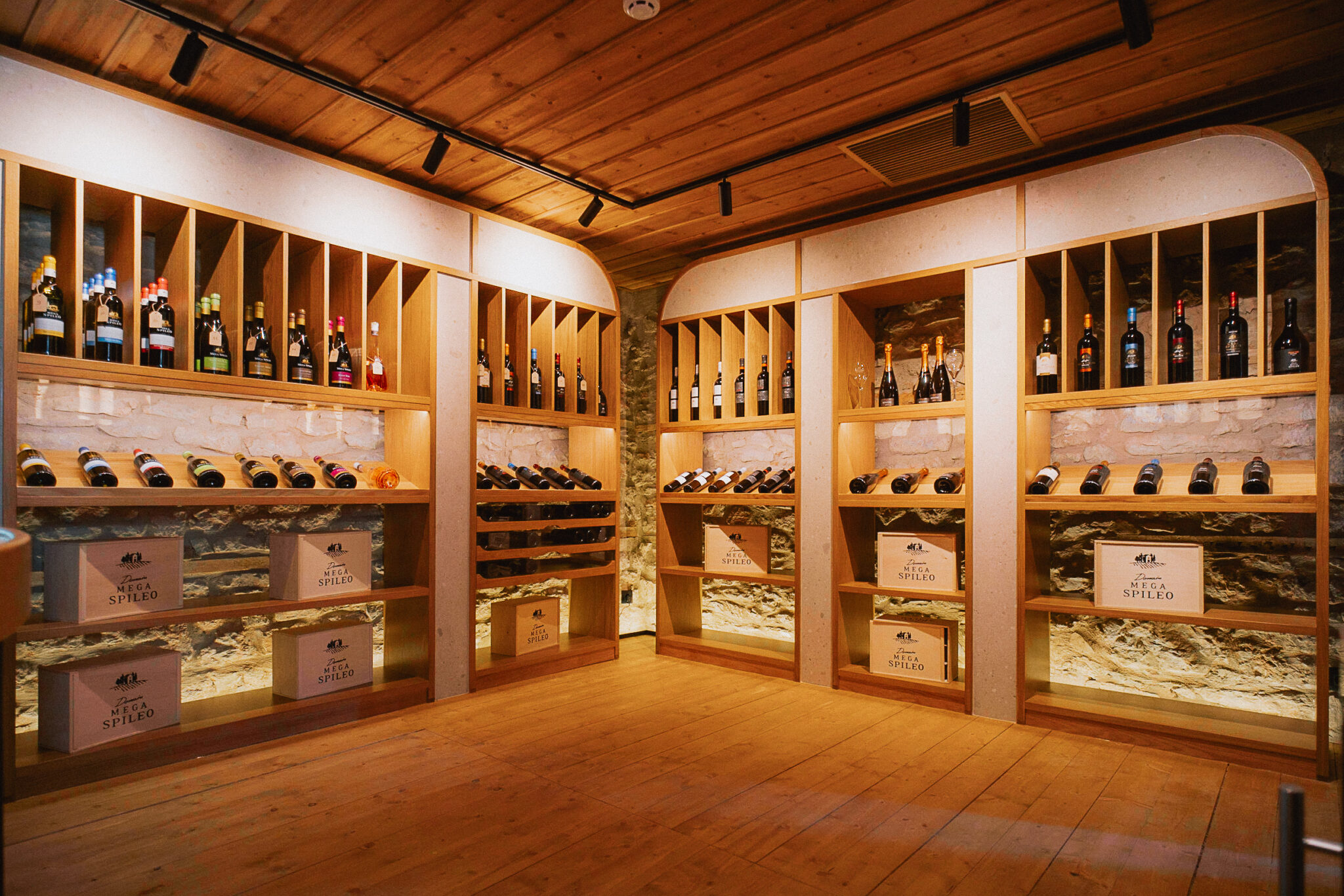 The cellar / Mega Spileo Estate