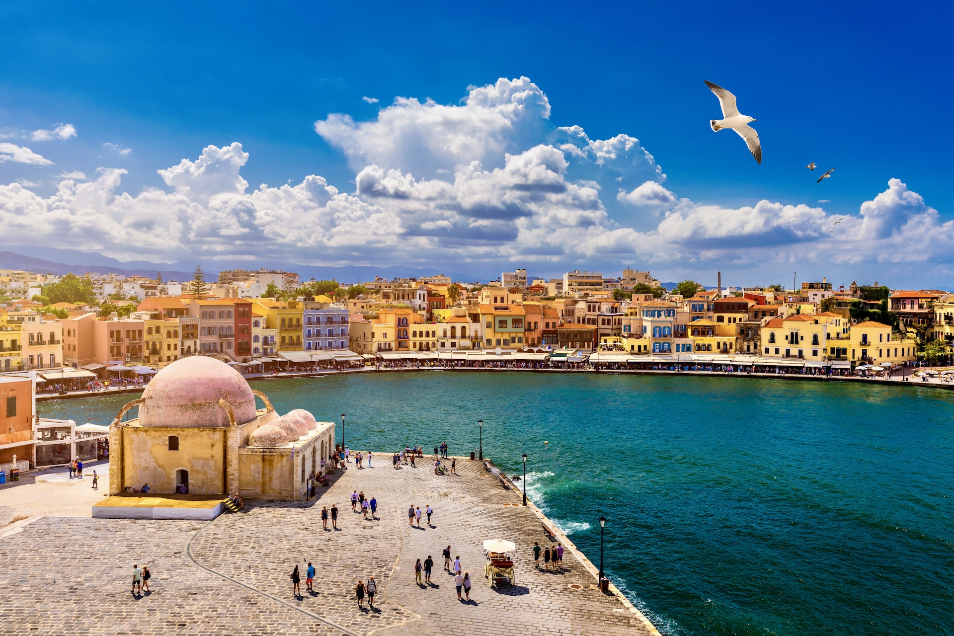 Mosque in the old Venetian harbor