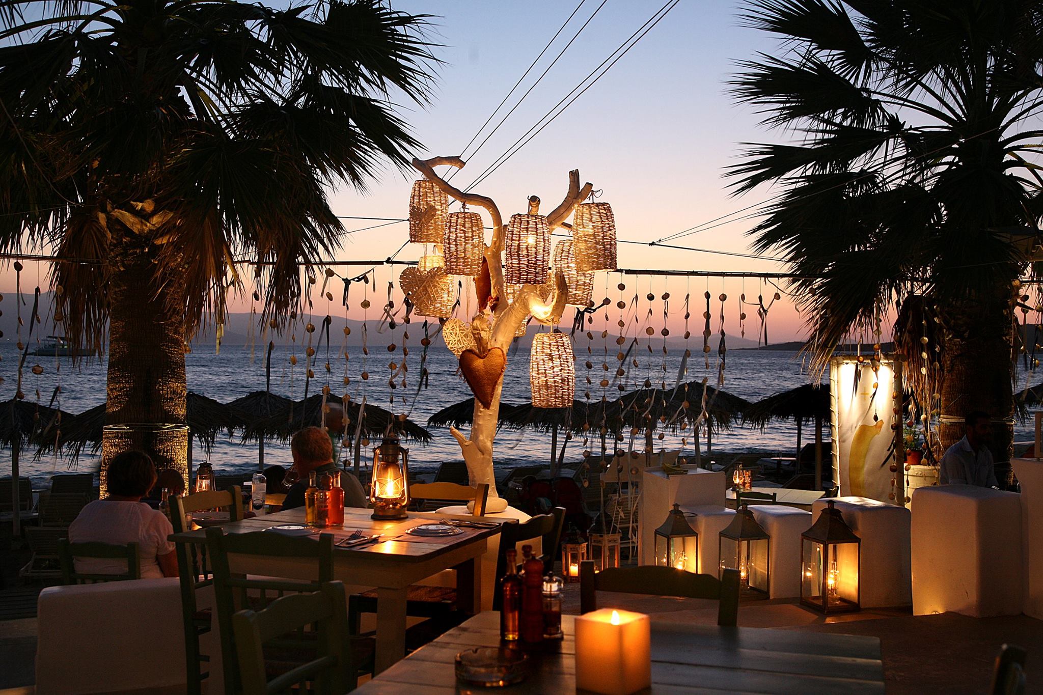 Seaside Bliss / Banana Beach Bar