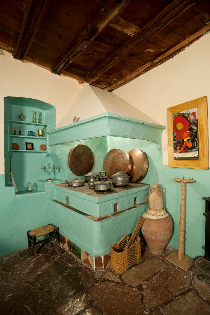 Kitchen of Panayiotis Tetsis in Hydra