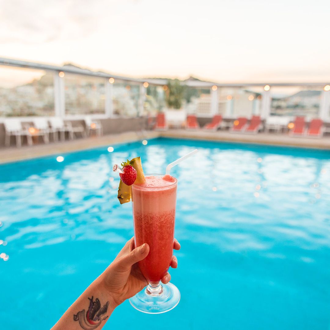 Divani Caravel Hotel