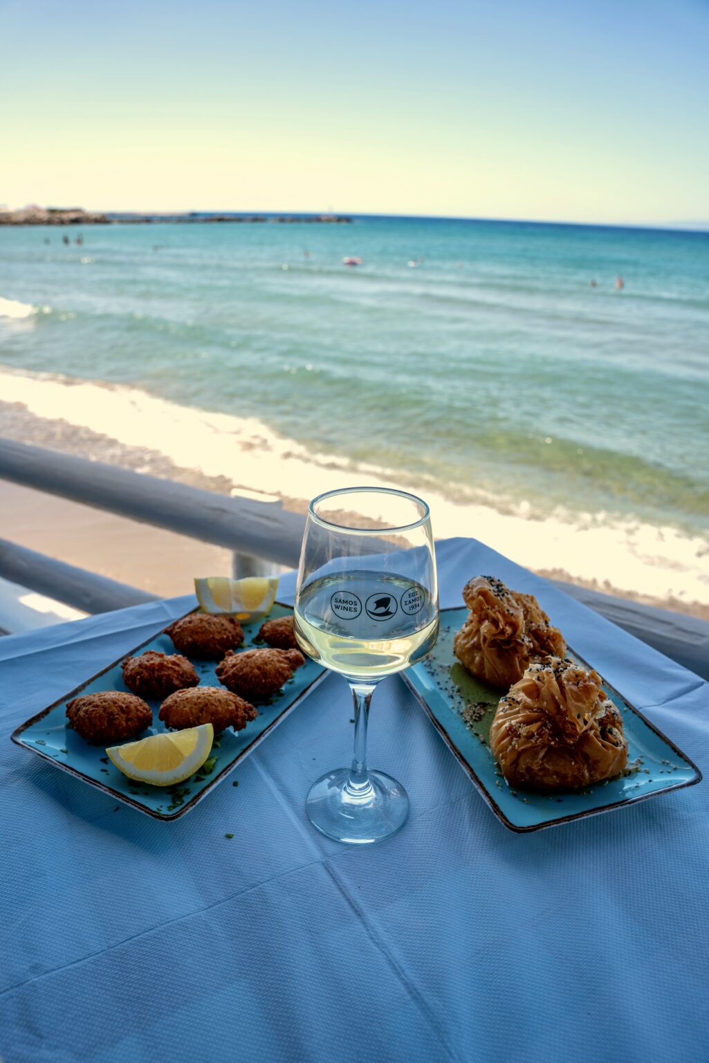 Sun-dried tomato pouch with graviera cheese and zucchini fritters / Michalis Lapardas