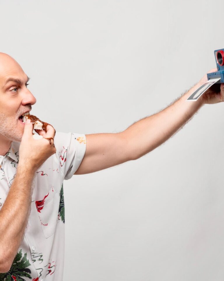 We interview bartender and bar entrepreneur Thanos Prounarous, the visionary who revolutionized the Greek cocktail scene.