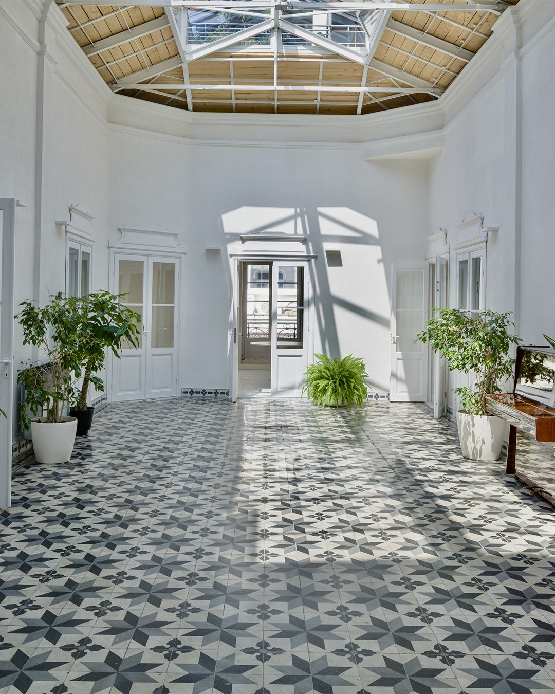 Top Coworking Spaces in Thessaloniki / Beetroot