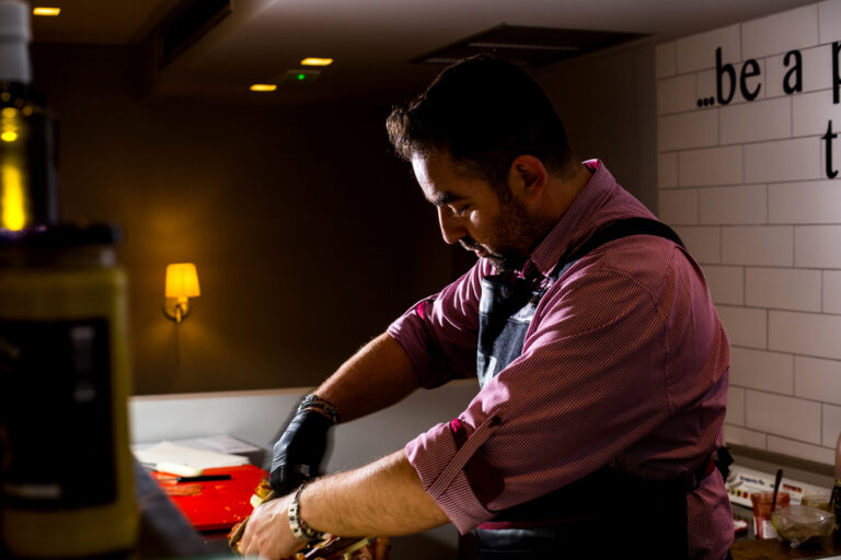 Where to Eat Now In Rhodes / Gran Caffe