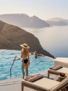 The Best Greek Islands / Santorini