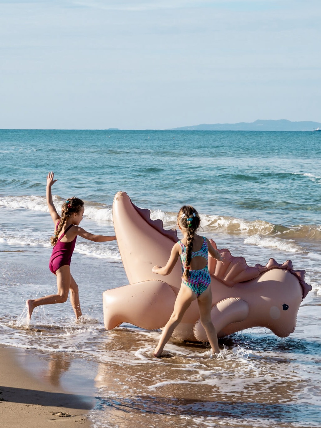 Greek Summer Ignites at Riviera Olympia