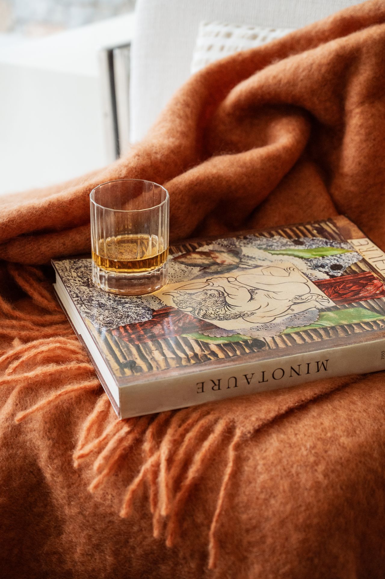 Amirandes over the Holidays / Christmas Decoration Detail