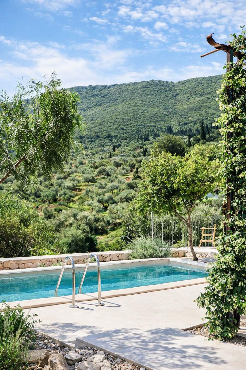 Top Places to Stay on Ithaca / Rock n Olive Villas