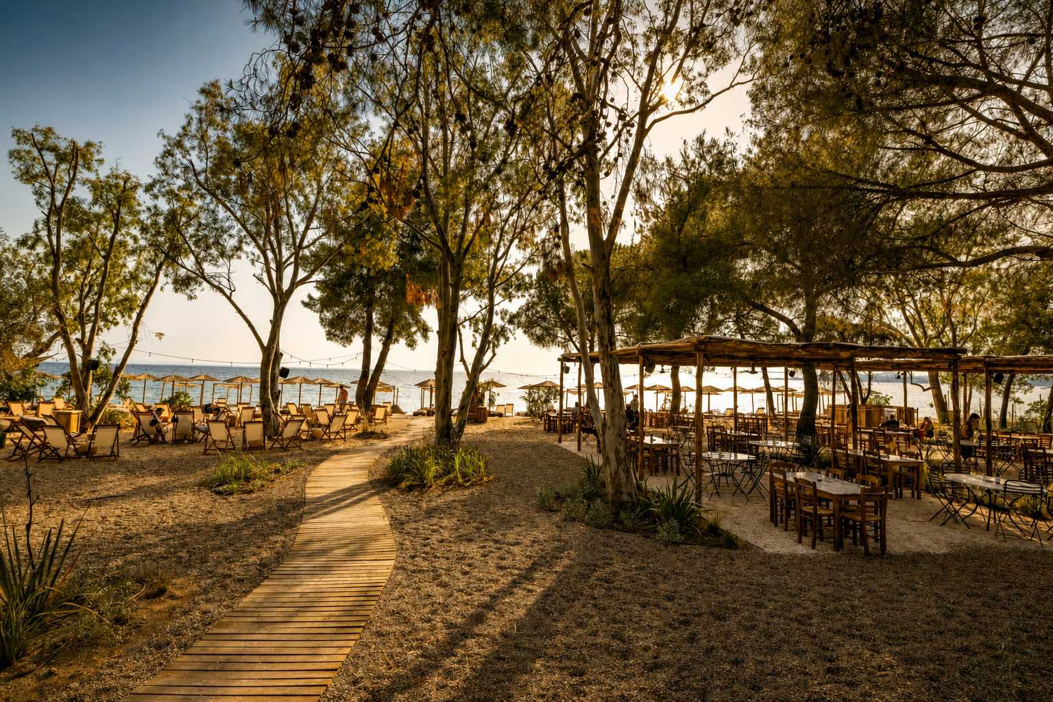 Glamping Greece / Ergon Beach House