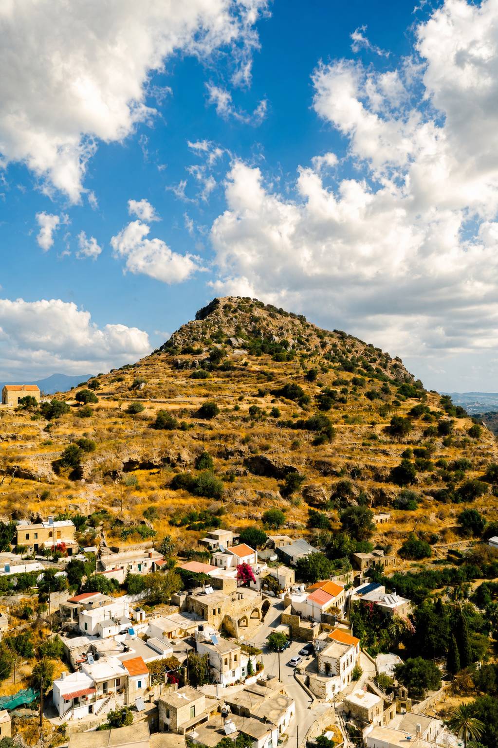 Kissamos beyond the famous beaches: the village of Ancient Polyrinia