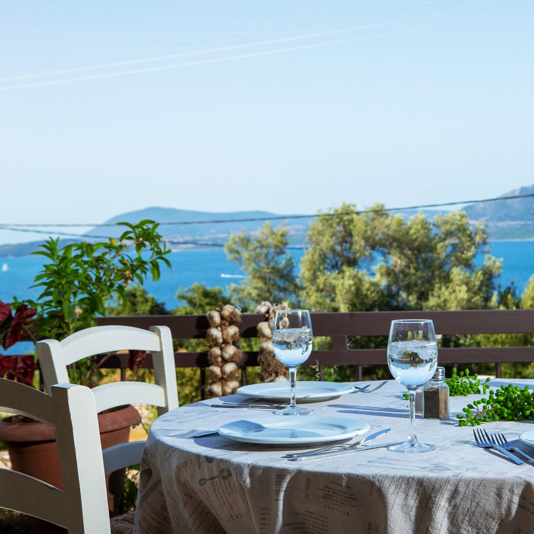 Best Restaurants in the Ioanian Islands / Minass