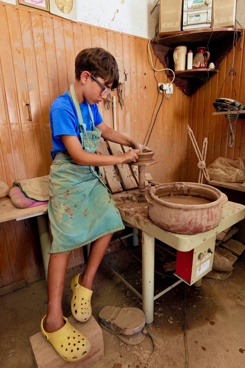 Sifnos, Still Shaped by Hand: A Life in Clay