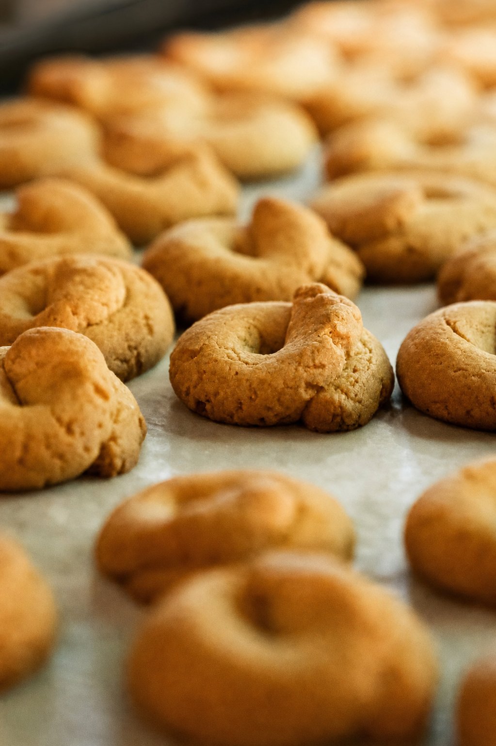 Koukaki&rsquo;s Best Places to Eat: Takis Bakery, rings of baked biscuits on a tray